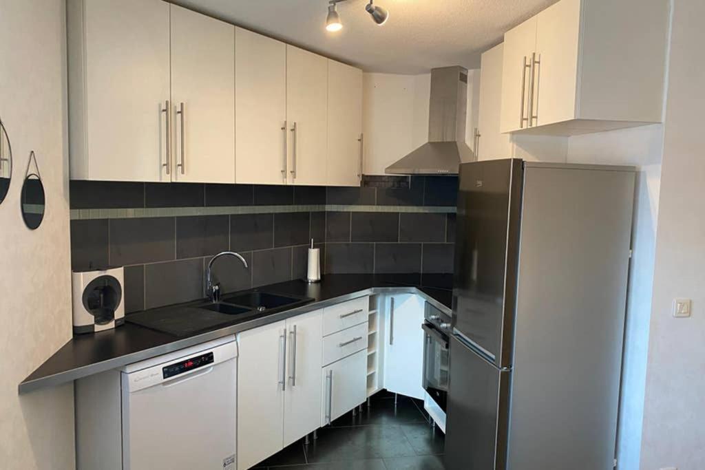 F2 Au Calme, Proche Gare, Center Parc, Sainte Croix Apartment Sarrebourg Bagian luar foto
